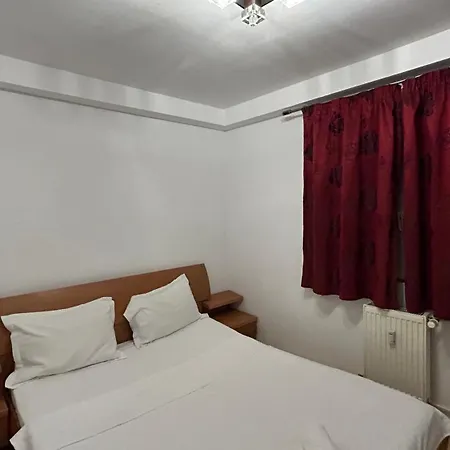 Sleep And Go Uioara - Parcare Inclusa *