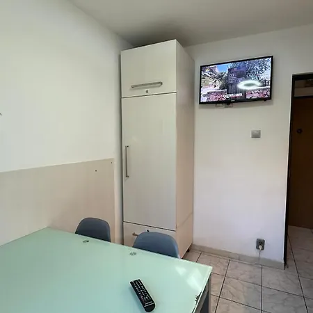 Sleep And Go Uioara - Parcare Inclusa Appartement Bucarest