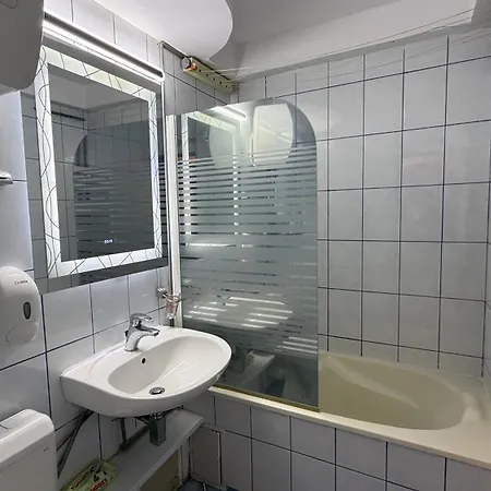 Apartament Sleep And Go Uioara - Parcare Inclusa *