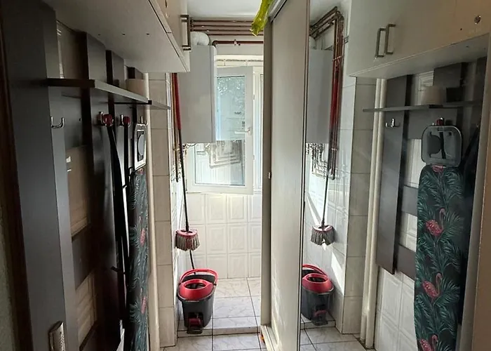 Sleep And Go Uioara - Parcare Inclusa Lägenhet